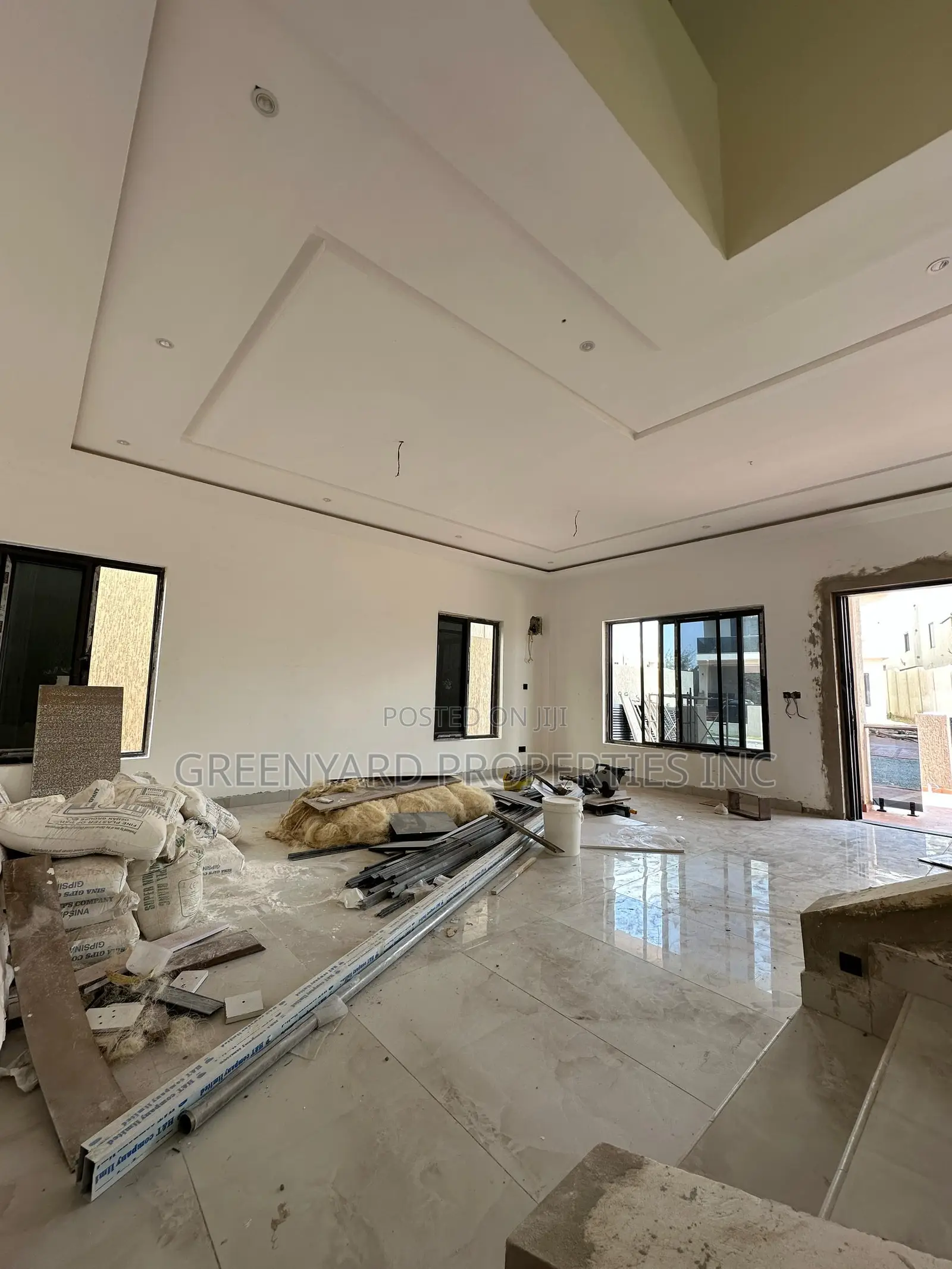 4bdrm House in East, Airport Residential Area for sale in Airport Residential Area