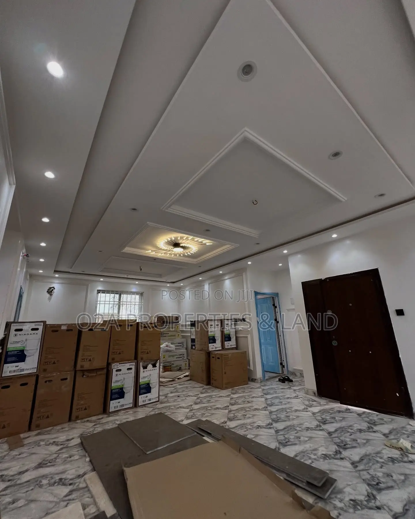 4bdrm House in Ashaley Botwe, Lake Side Estate for sale in Lake Side Estate