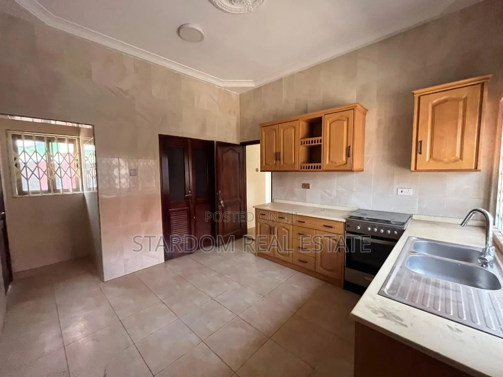 3bdrm House in Trassacco Area, East Legon for rent in East Legon