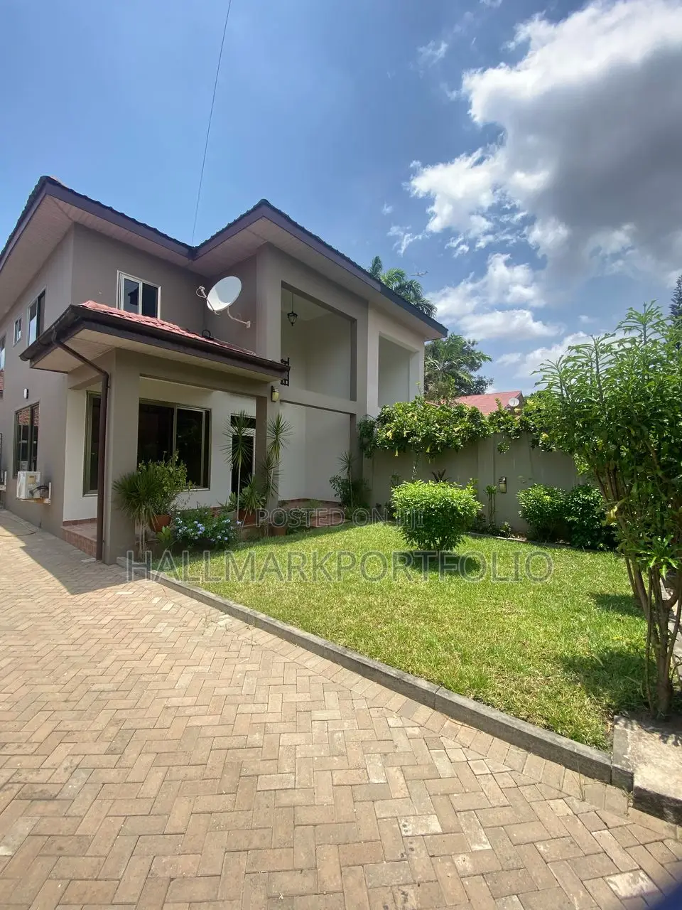 4bdrm Townhouse / Terrace in Cantonment, Cantonments for rent in Cantonments