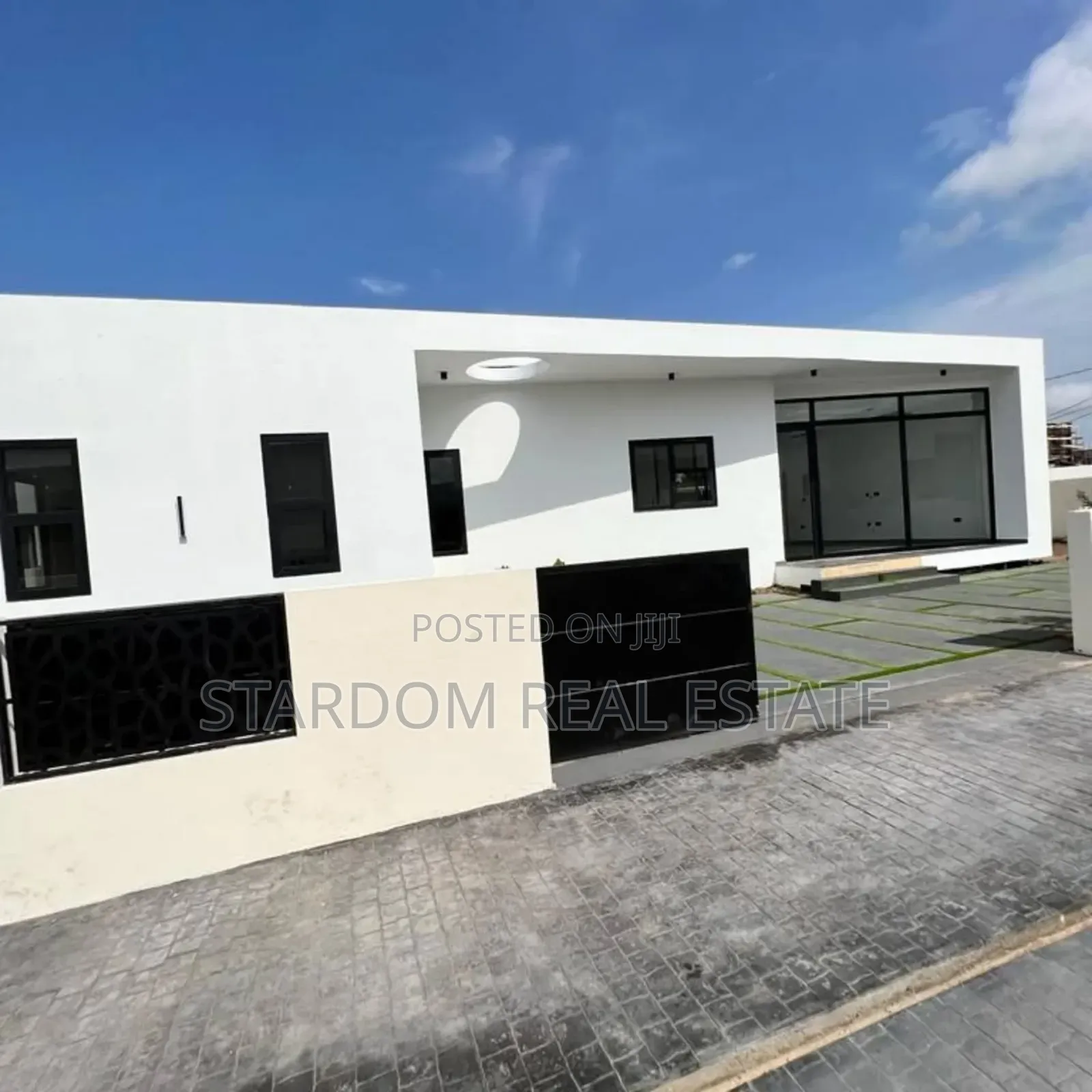 3bdrm Duplex in Ashaley Botwe for rent in Ashaley Botwe