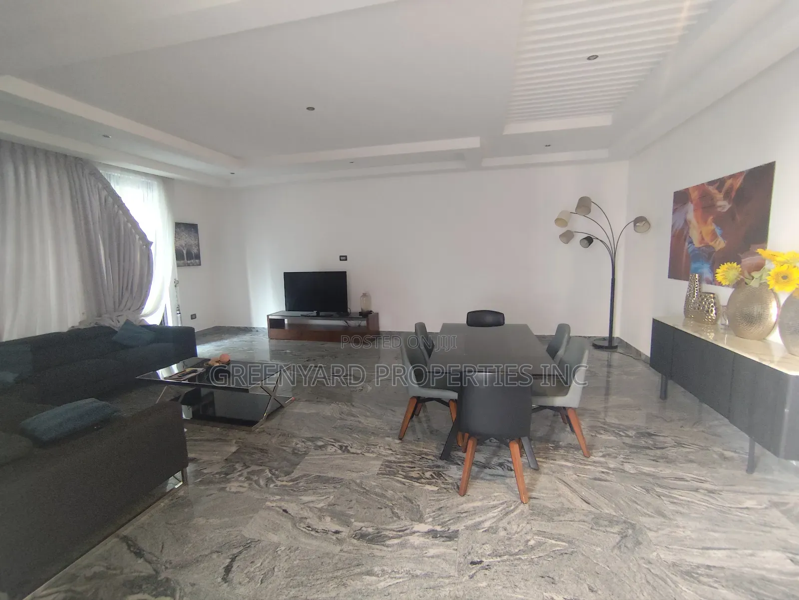 Furnished 4bdrm Townhouse / Terrace in Ghana Link, East Legon for rent in East Legon