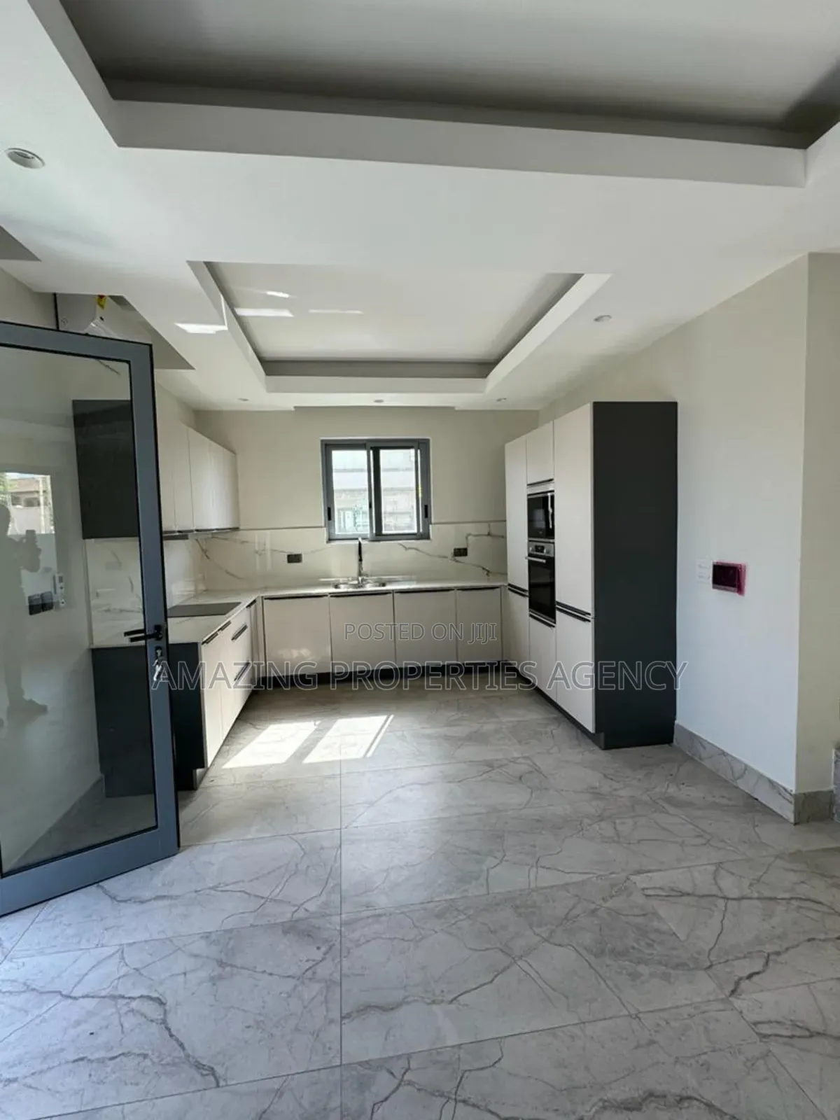 4bdrm House in East Legon for sale in East Legon