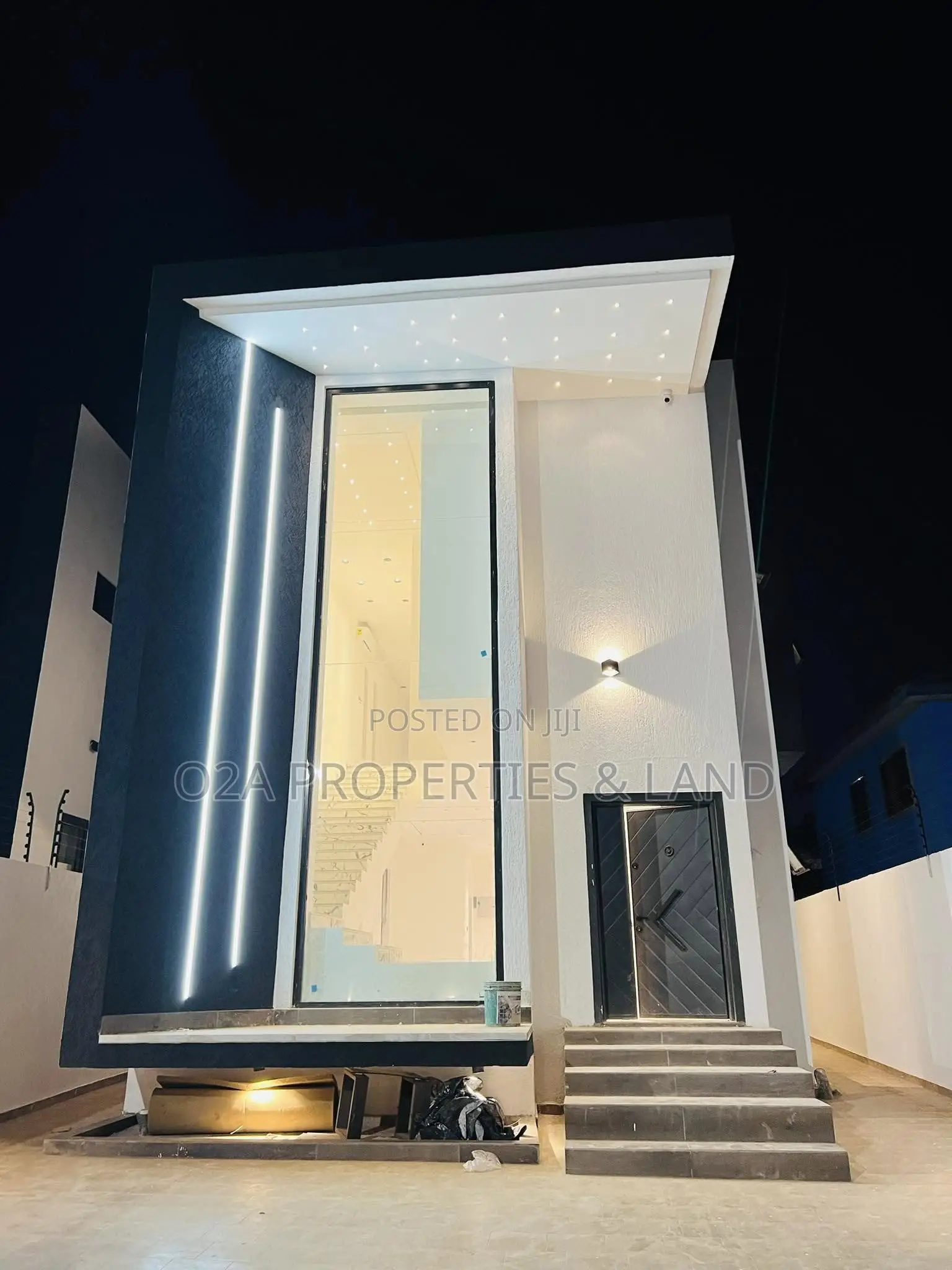 4bdrm House in Ashaley Botwe, Lake Side Estate for sale in Lake Side Estate