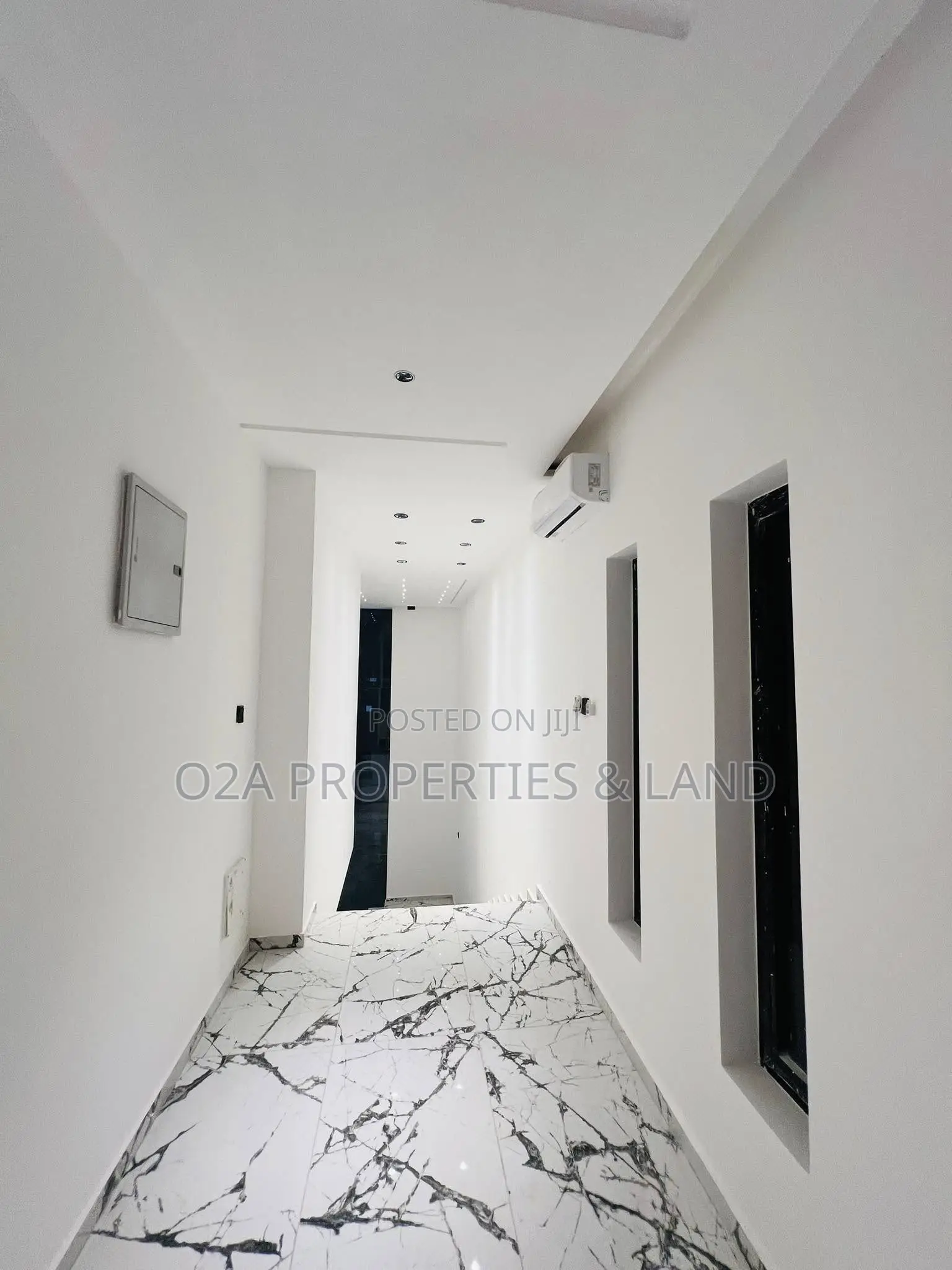 4bdrm House in Ashaley Botwe, Lake Side Estate for sale in Lake Side Estate