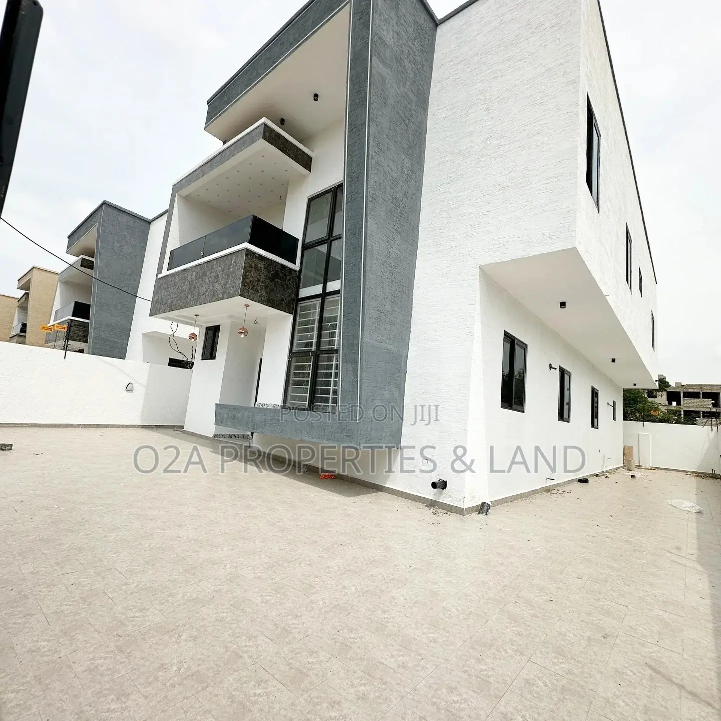 4bdrm House in Lashibi Spintex, Sakumono for sale in Sakumono