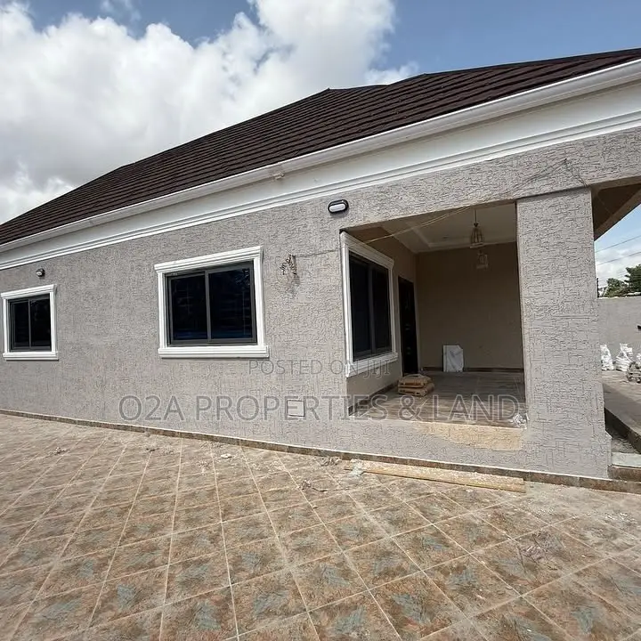 3bdrm House in Ablekuma Sonitra, Fan Milk for sale in Fan Milk