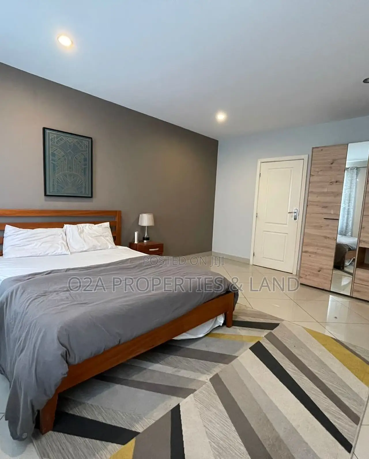 Furnished 3bdrm Townhouse / Terrace in East Legon, American House in American House