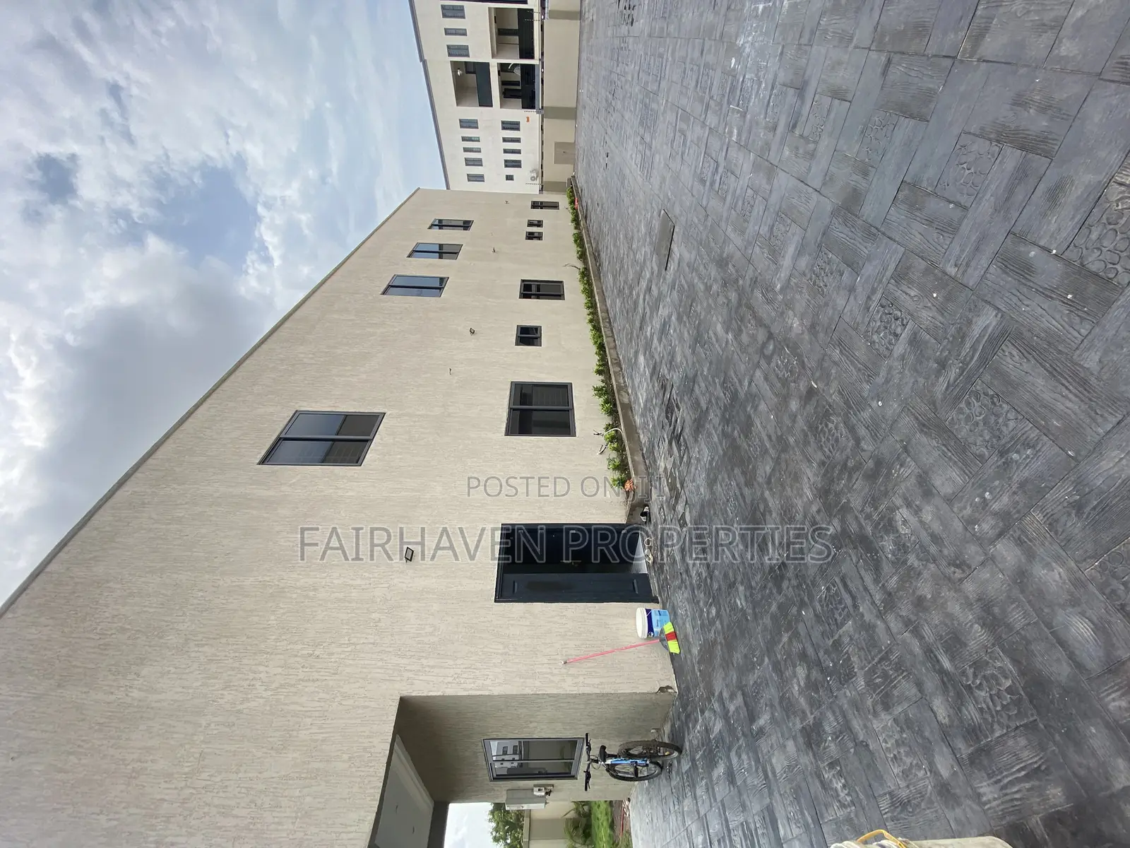4bdrm House in Burma Hills - for rent in Tseaddo