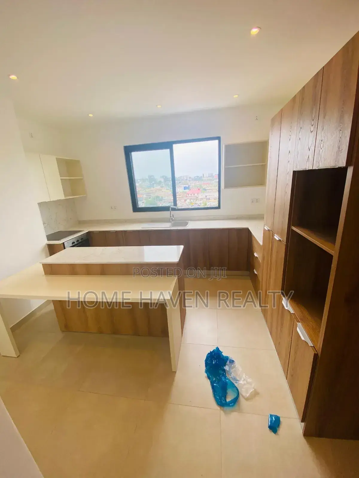 3bdrm Apartment in Dzorwulu for rent in Dzorwulu