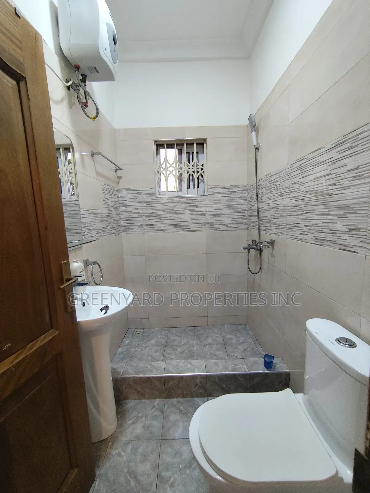 1bdrm Room & Parlour in Motorway, Adjiriganor for rent in Adjiriganor