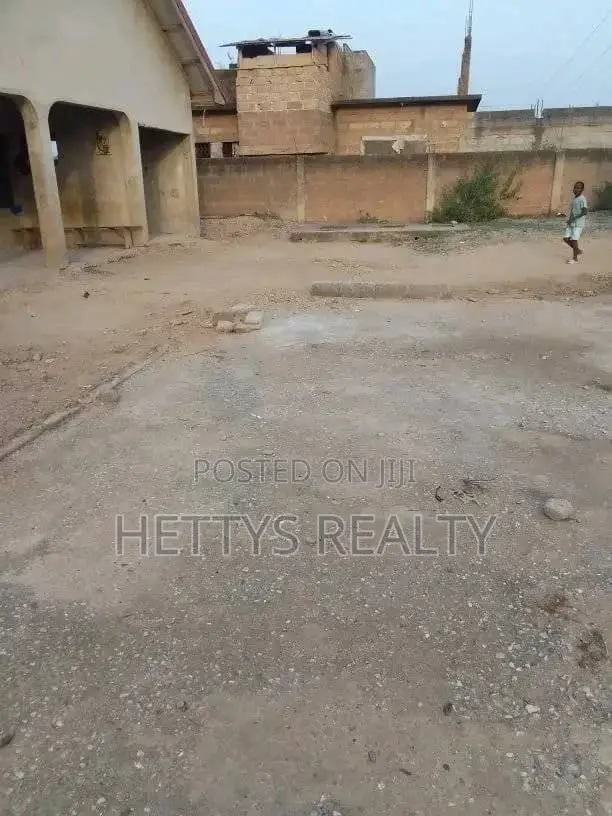 4bdrm House in Sapeiman, Amasaman for sale in Amasaman