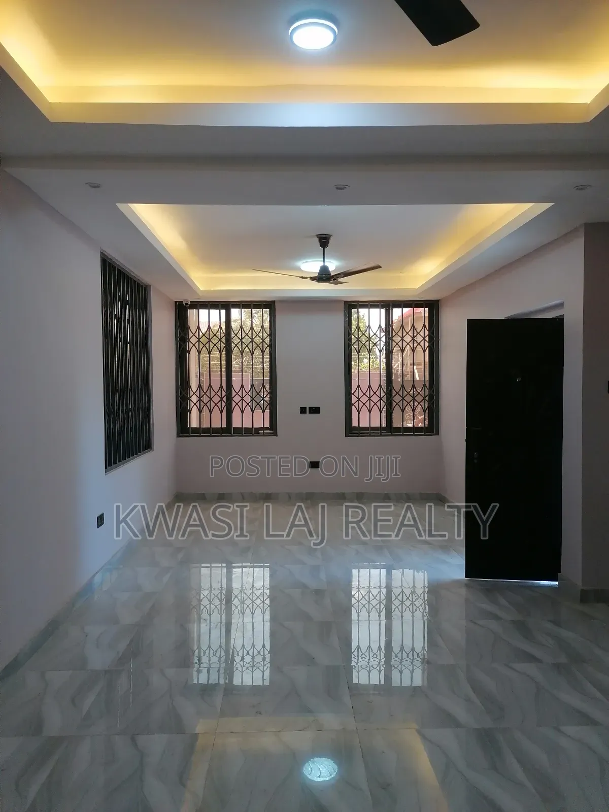 4bdrm House in Adenta Ashiyie for sale in Adenta