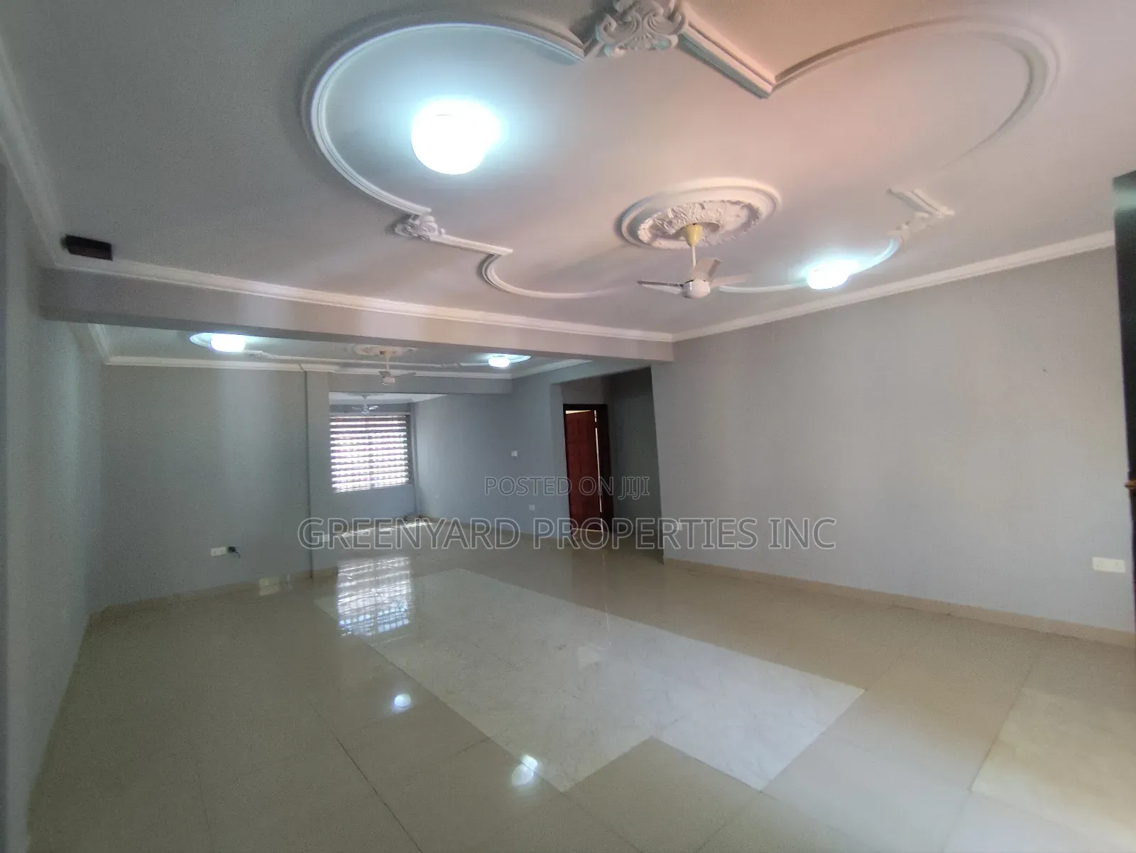 3bdrm Apartment in American House, East Legon for rent in East Legon