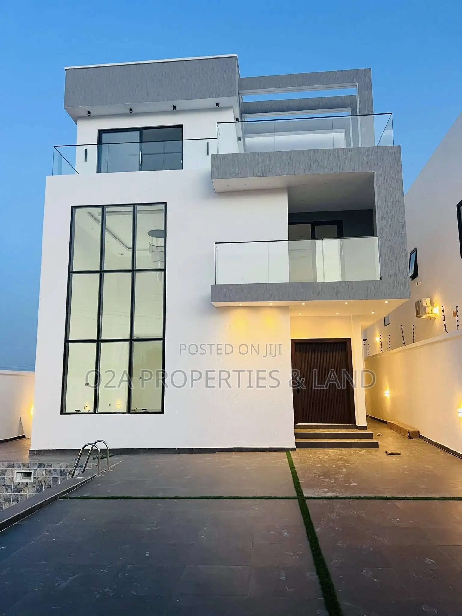 4bdrm House in Ashaley Botwe, Lake Side Estate for sale in Lake Side Estate