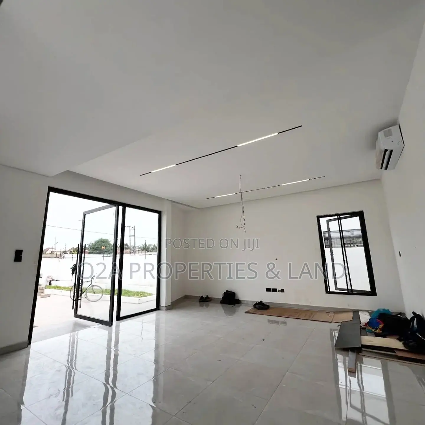 3bdrm House in Ashaley Botwe, Lake Side Estate for sale in Lake Side Estate