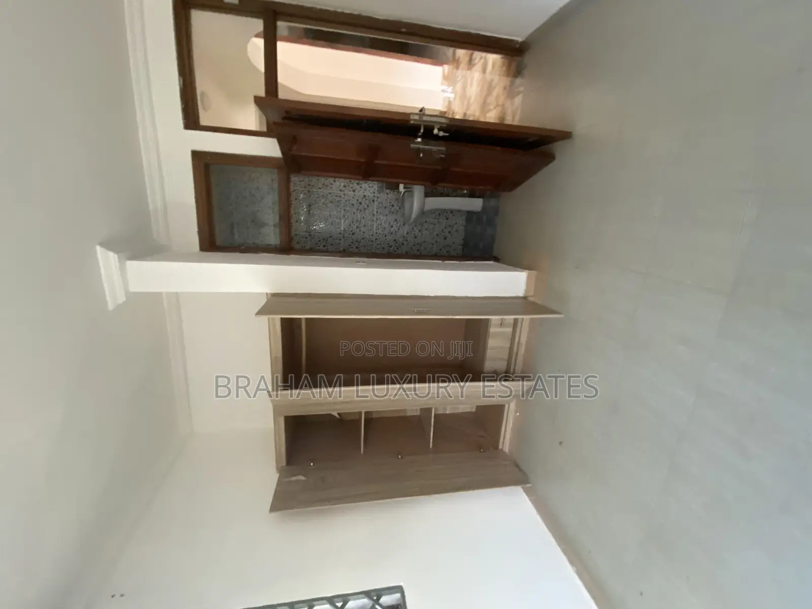 2bdrm Apartment in Braham Luxury, Labadi for rent in Labadi
