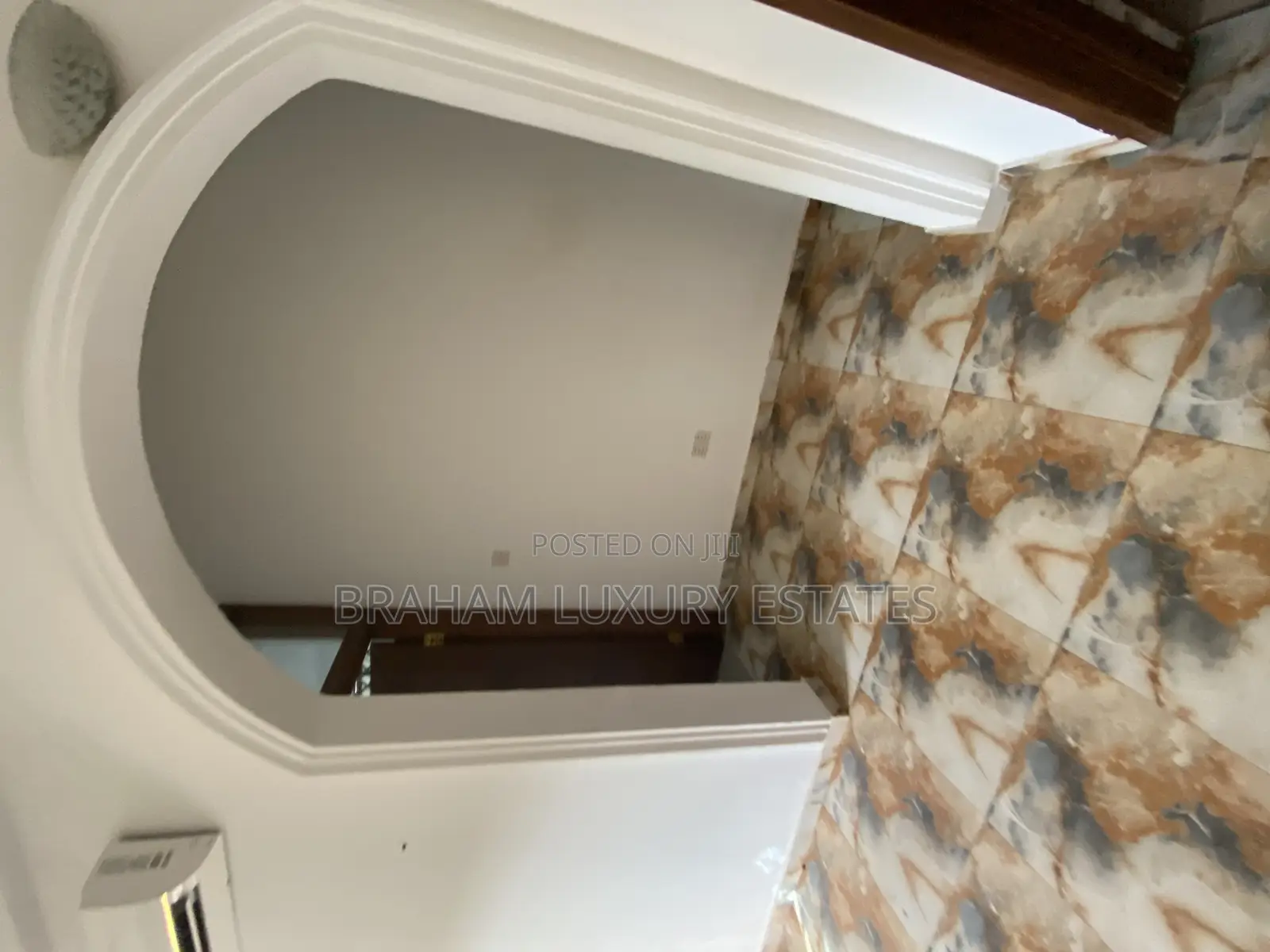 2bdrm Apartment in Braham Luxury, Labadi for rent in Labadi