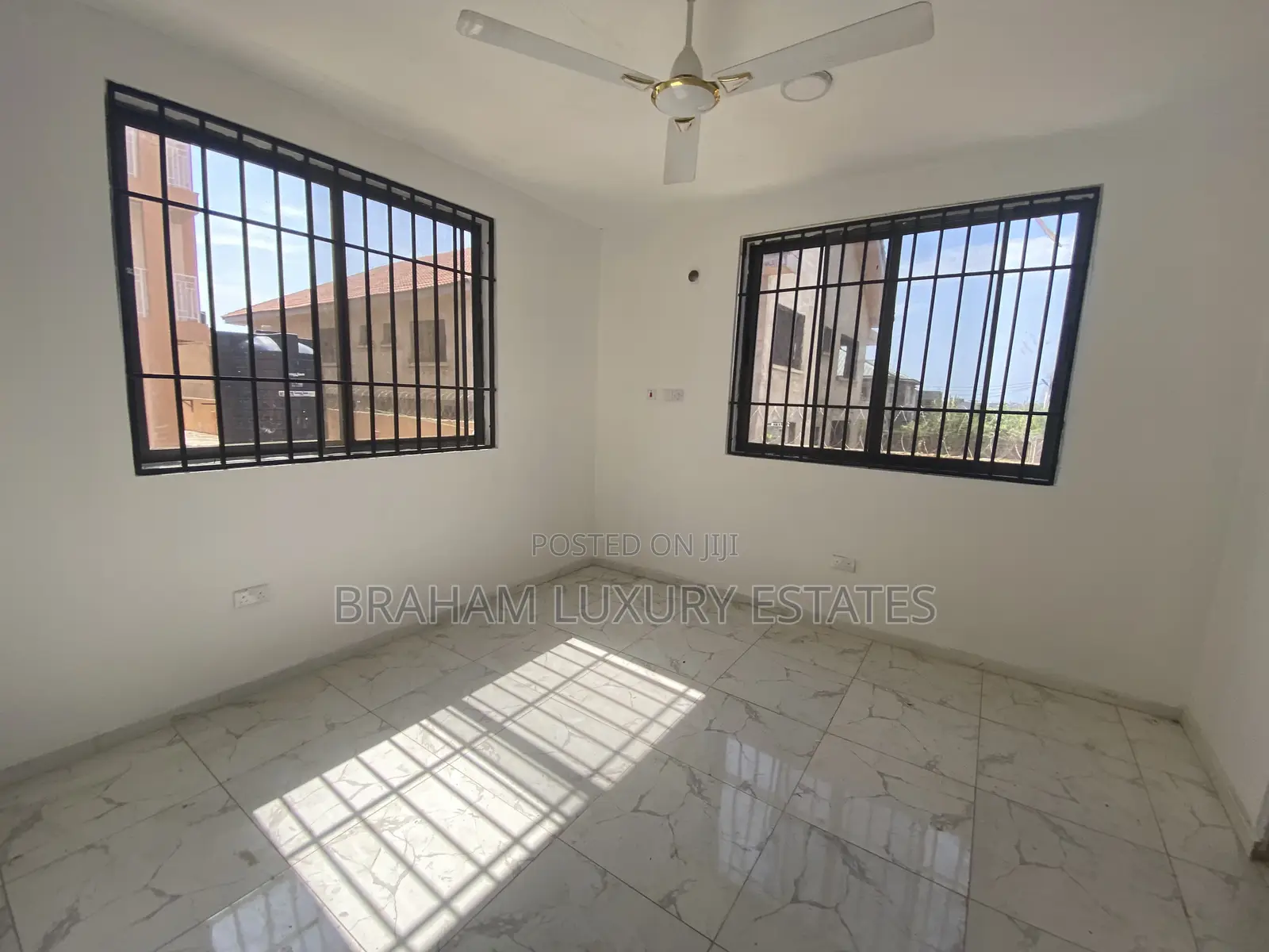 3bdrm Apartment in Braham Luxury, Sakumono for rent in Sakumono