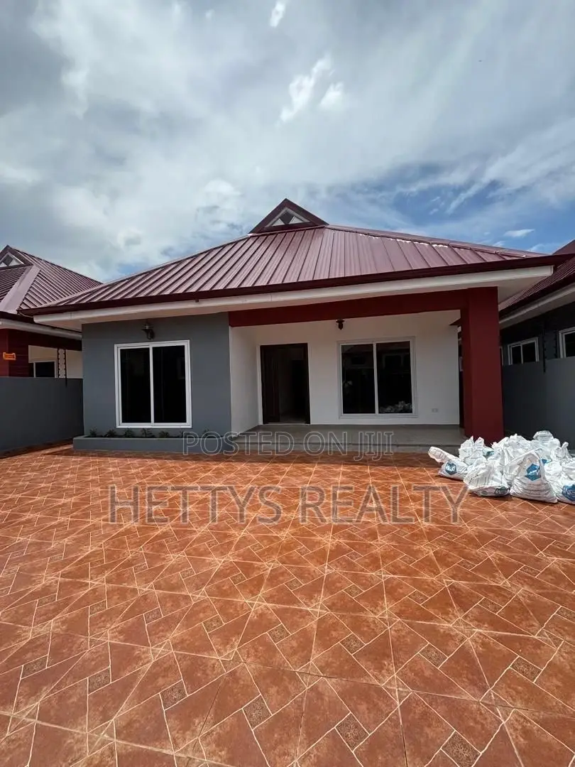 3bdrm House in East Legon for sale in East Legon