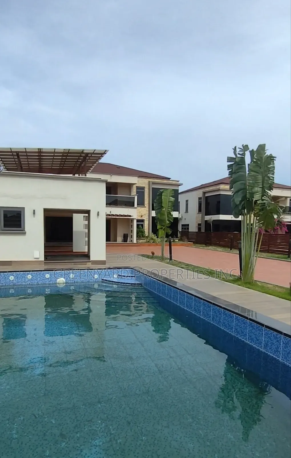 Furnished 5bdrm Mansion in Trasacco, East Legon for rent in East Legon
