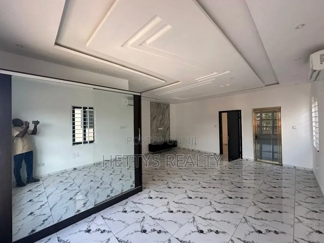 2bdrm House in Lake Side Estate for sale in Lake Side Estate