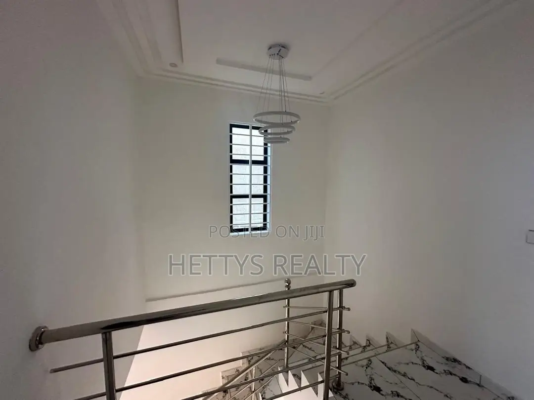 2bdrm House in Lake Side Estate for sale in Lake Side Estate