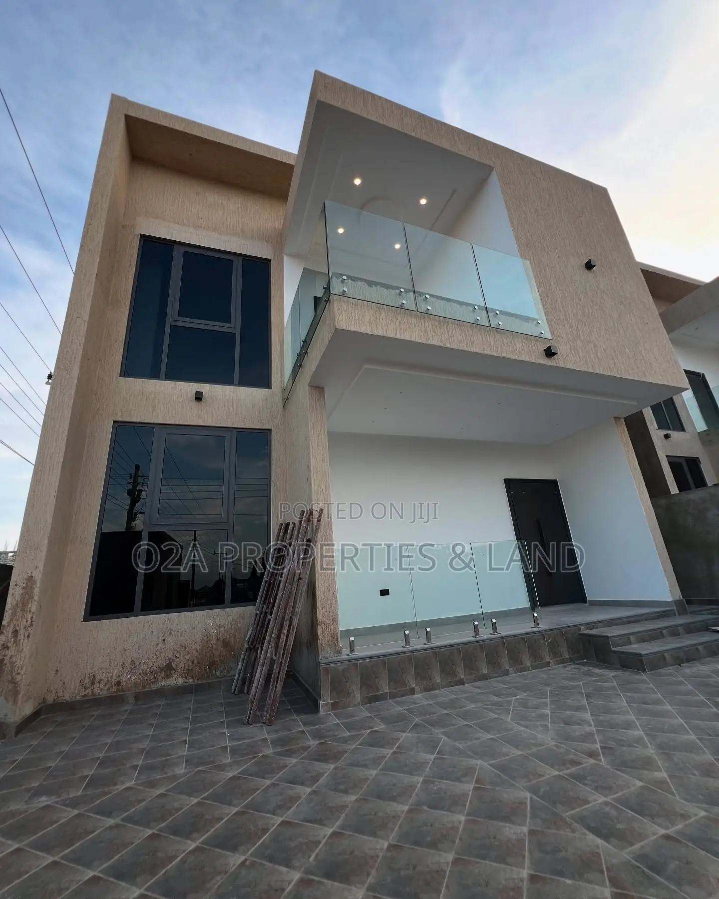 4bdrm House in East Legon Ogbojo for sale in New Legon