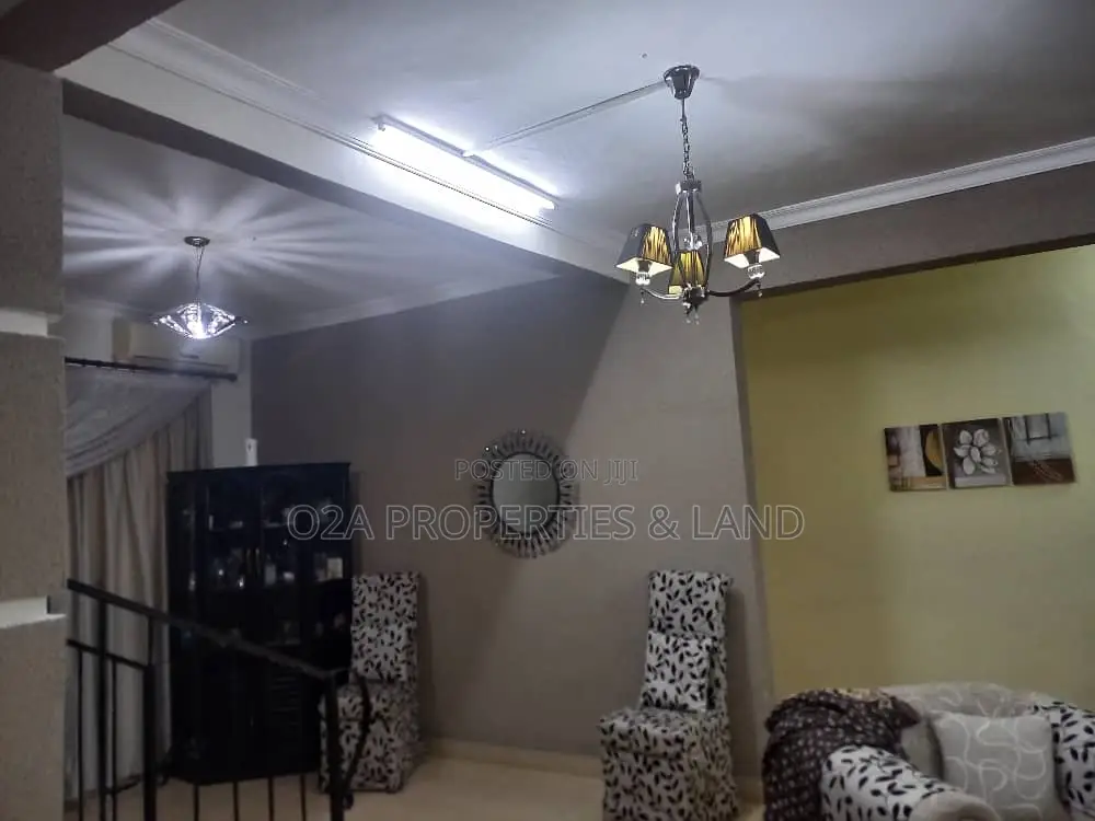 5bdrm House in Dzorwulu for sale in Dzorwulu