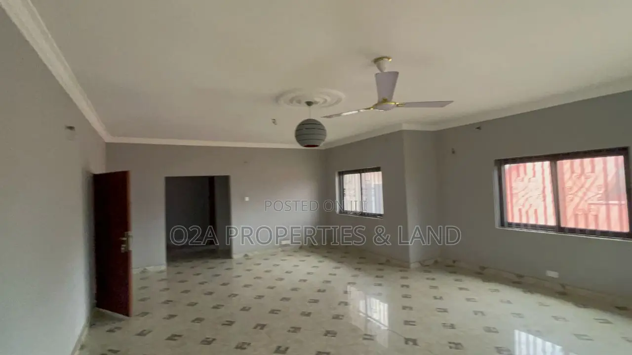 6bdrm House in Oyarifa, Ghana Flag for rent in Ghana Flag