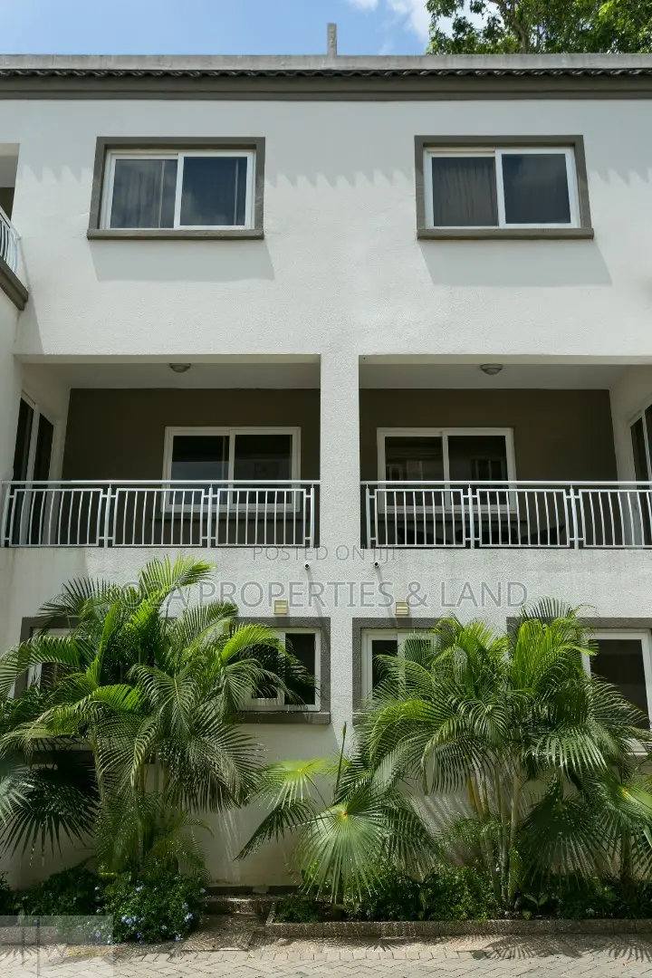 3bdrm Townhouse / Terrace in Roman Ridge, MTN Area for rent in MTN Area