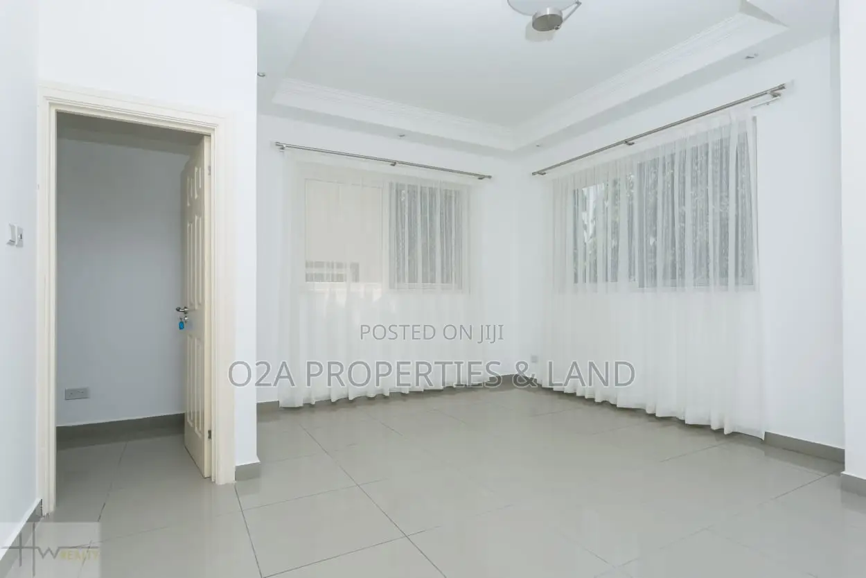 3bdrm Townhouse / Terrace in Roman Ridge, MTN Area for rent in MTN Area