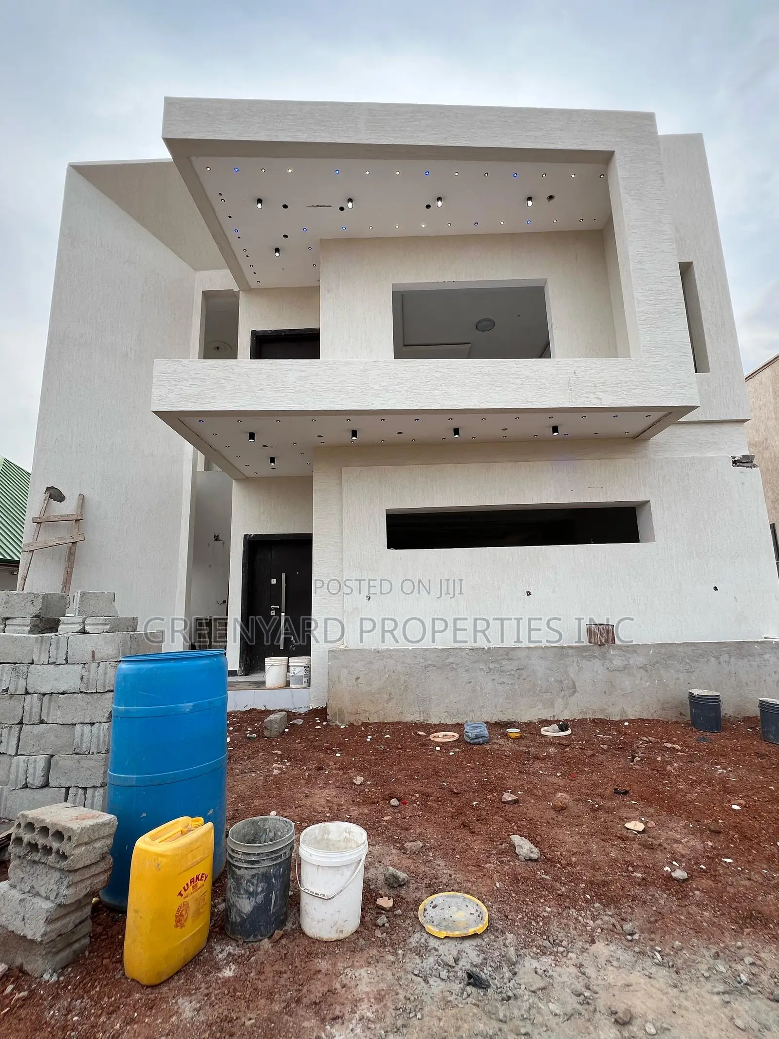 4bdrm House in Frafraha, Adenta for sale in Adenta
