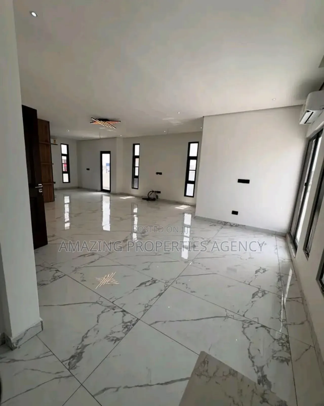 5bdrm Mansion in East Legon for sale in East Legon
