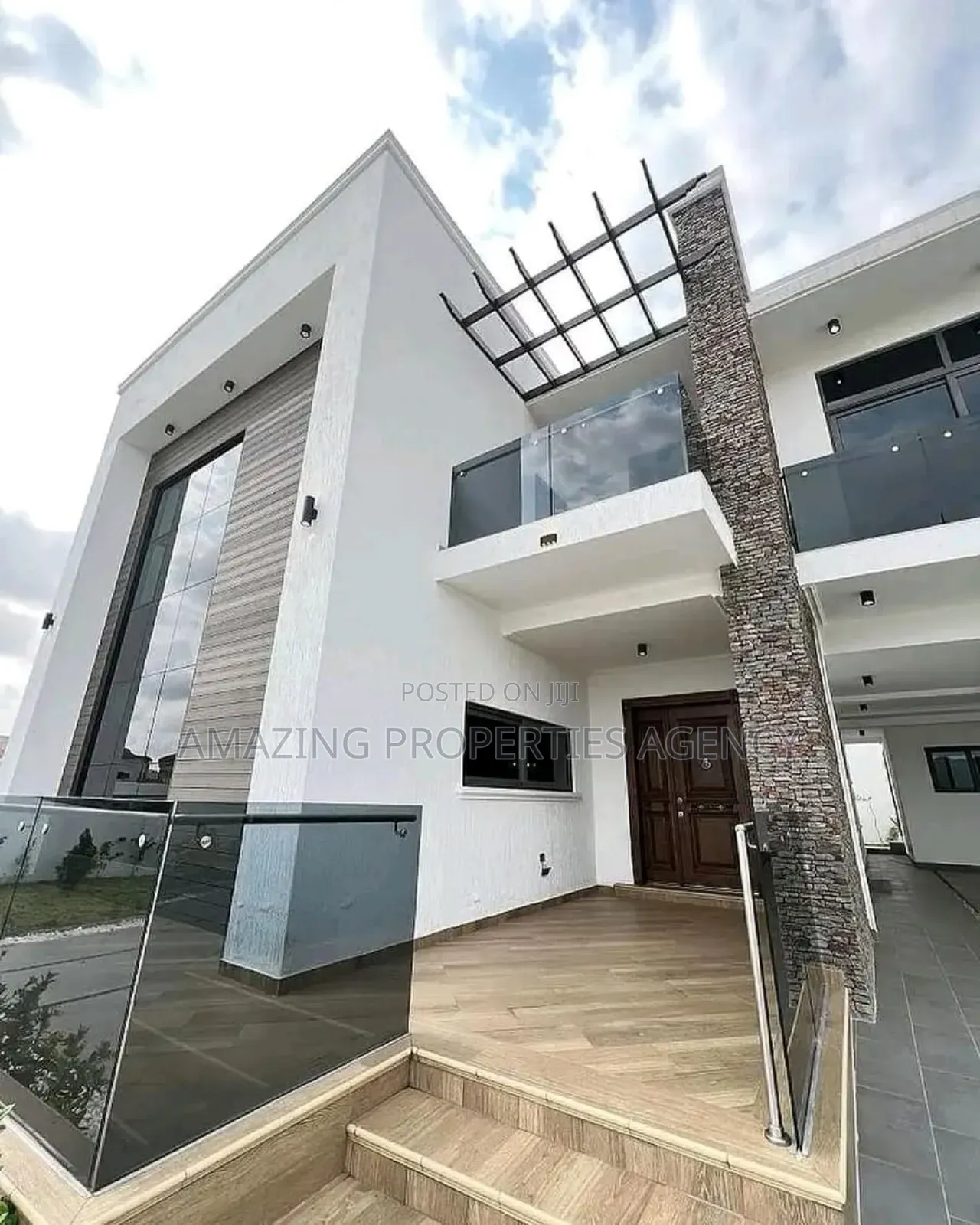 4bdrm House in East Legon for sale in East Legon