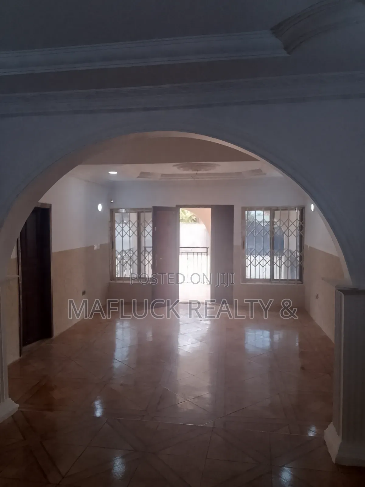 4bdrm House in Lakeside Estate for rent in Lake Side Estate