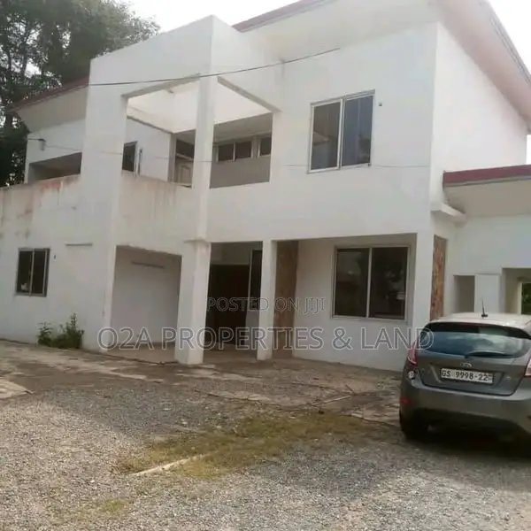5bdrm House in North Ridge for sale in North Ridge