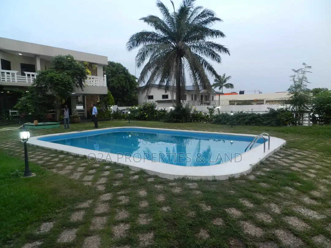4bdrm House in Airport Residential for sale in Airport Residential Area