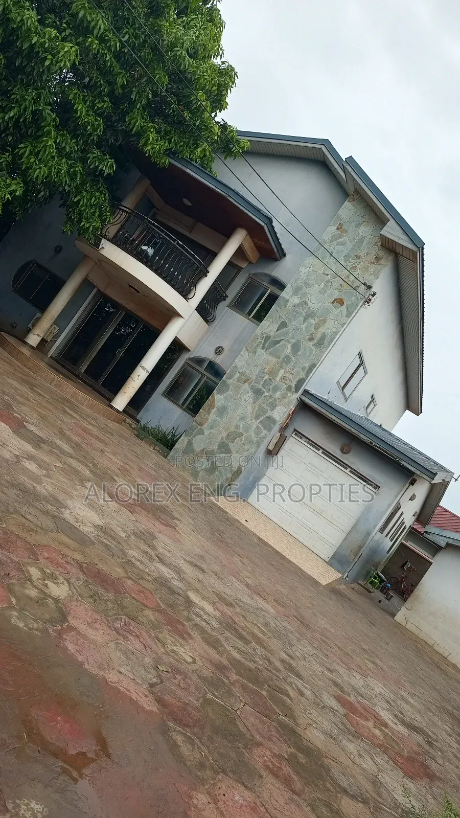 7bdrm House in Foster Home, Adenta for rent in Adenta