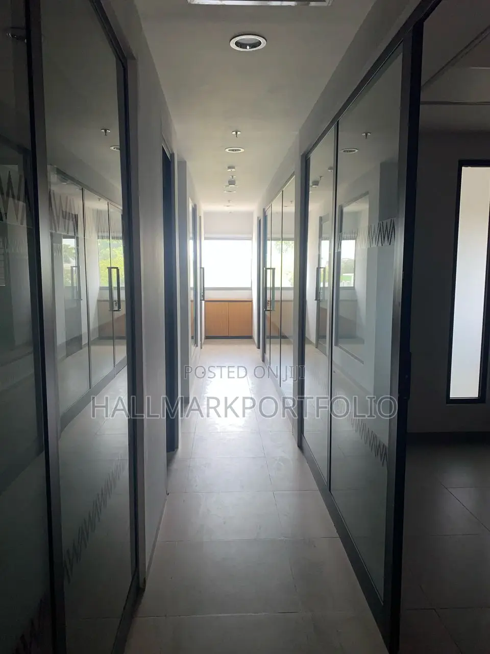 420sqm Office Space for Rent Airport in Airport Residential Area