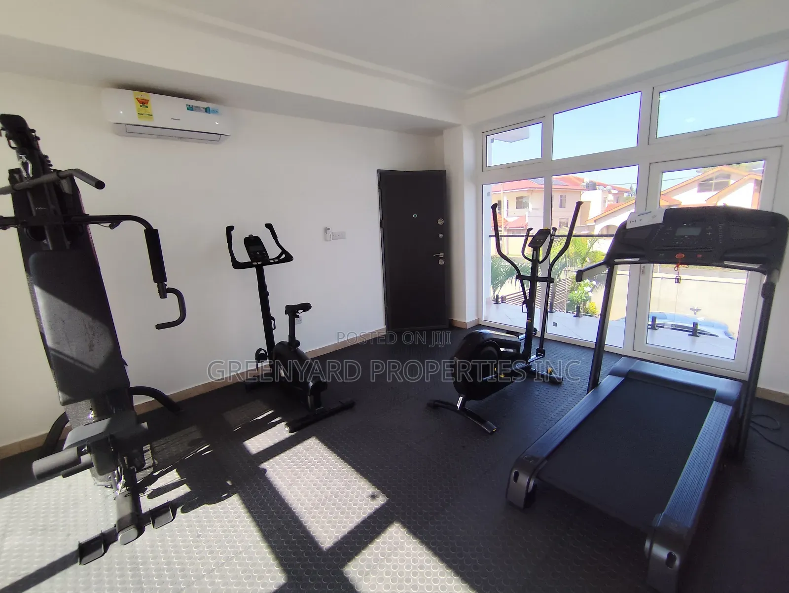 Furnished 2bdrm Apartment in American House, East Legon for rent in East Legon
