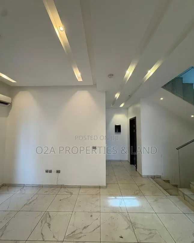 5bdrm House in East Legon, Bawaleshie for rent in Bawaleshie