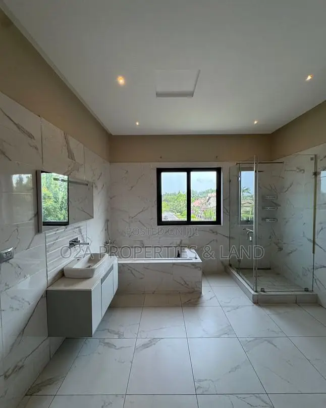 5bdrm House in East Legon, Bawaleshie for rent in Bawaleshie