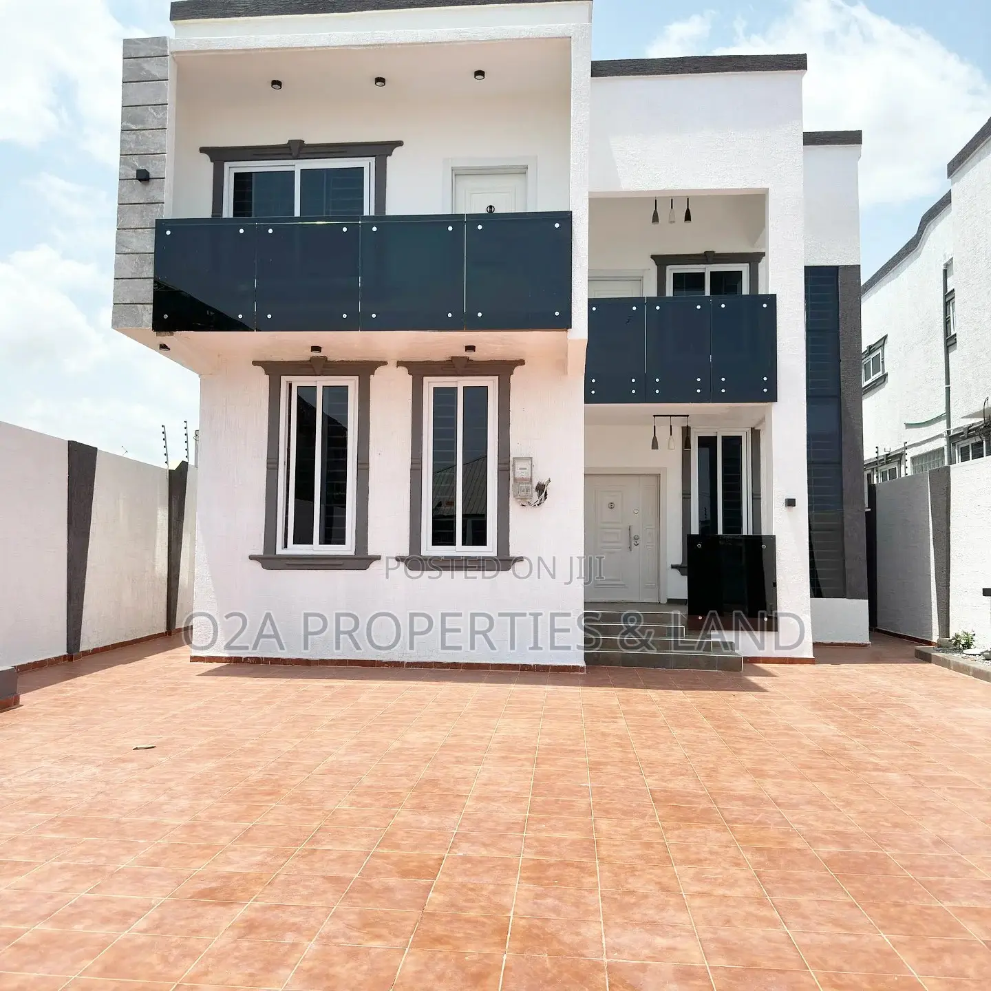 4bdrm House in Lakeside Estate for sale in Lake Side Estate