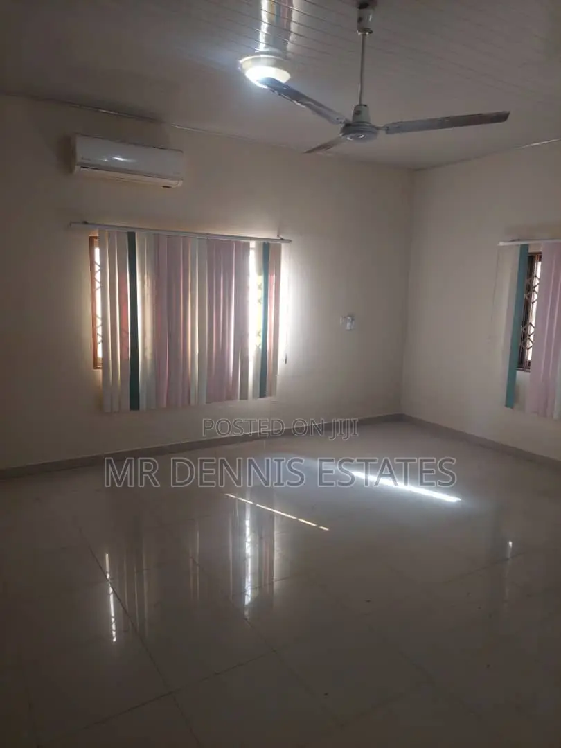 2bdrm House in Westhills Mall for rent in West Hills Mall Area