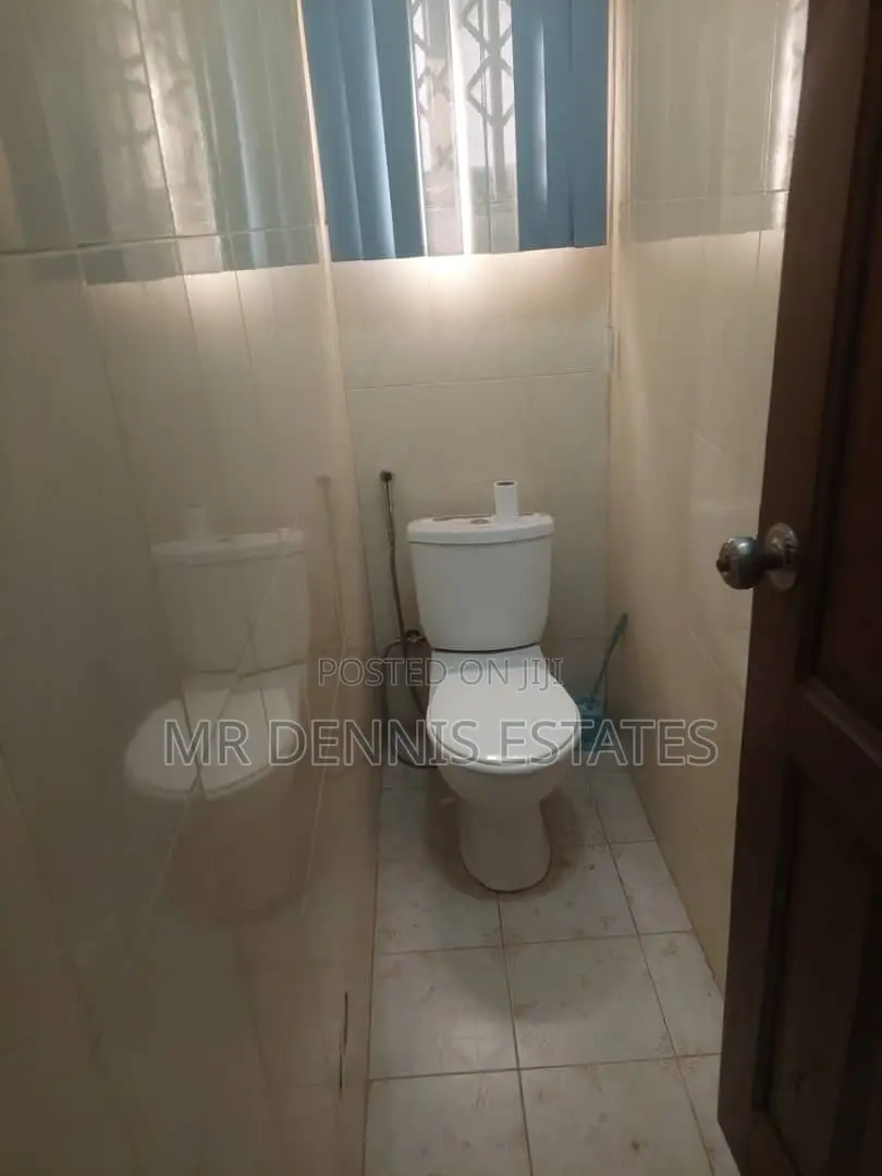 2bdrm House in Westhills Mall for rent in West Hills Mall Area