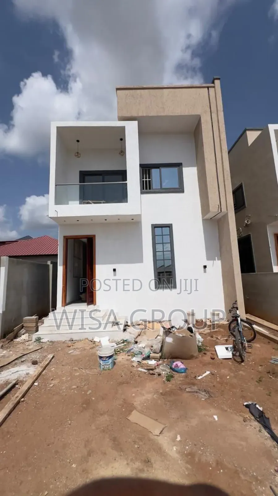 2bdrm Duplex in Wisawisa Grgroup, Accra Metropolitan for sale in Accra Metropolitan