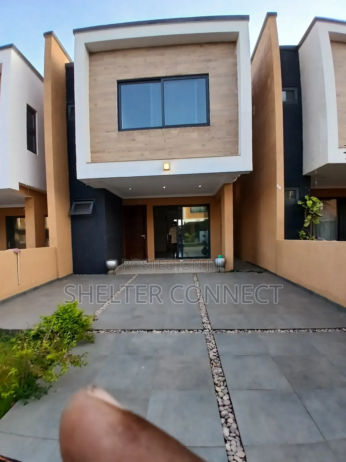 3bdrm Duplex in Oyarifa for rent in Oyarifa
