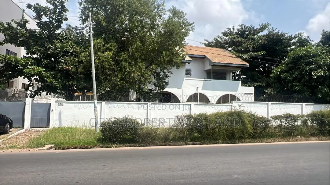 4bdrm House in Cantonments, DVLA Area for rent in DVLA Area