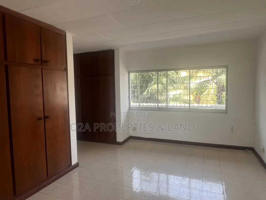 4bdrm House in Cantonments, DVLA Area for rent in DVLA Area